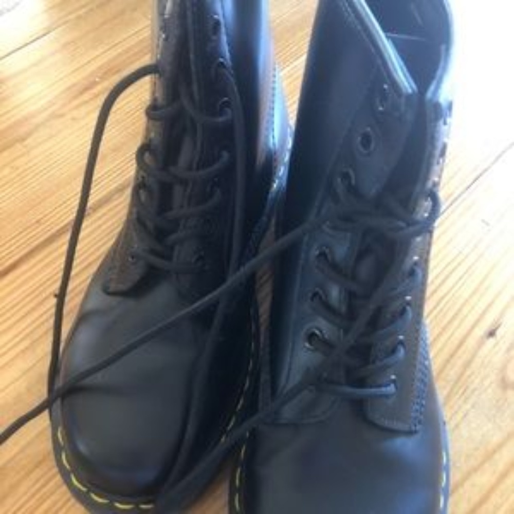 Size 41 Dr Martens 1460 Black Boots
